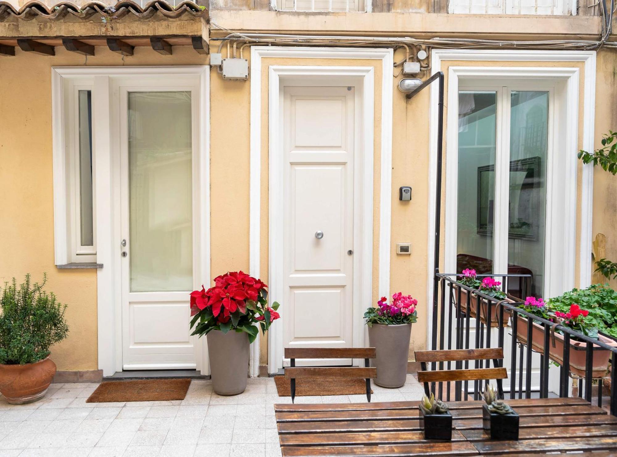 White Style Gambero Apartment Rome Bagian luar foto
